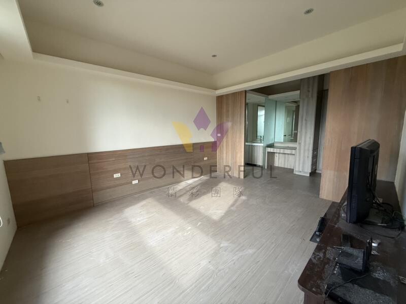 中壢清境民權路超大美裝四改三房平面車