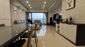 孩子王待售房屋