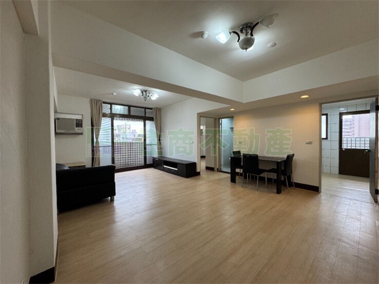 富台國小湖畔景觀電梯3房