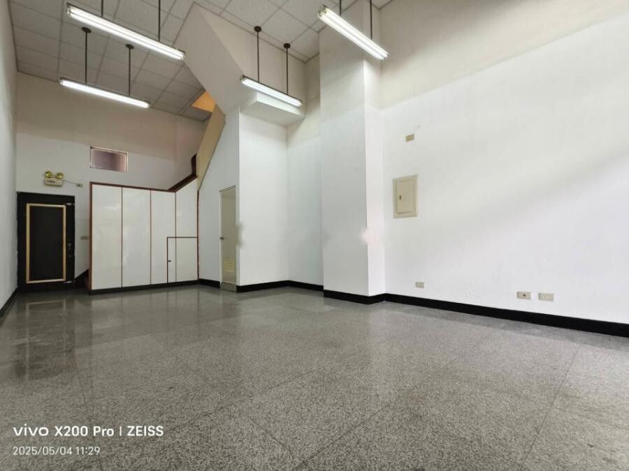 樂屋_台南市東區御龍花園待售房屋 台南市東區御龍花園待售房屋