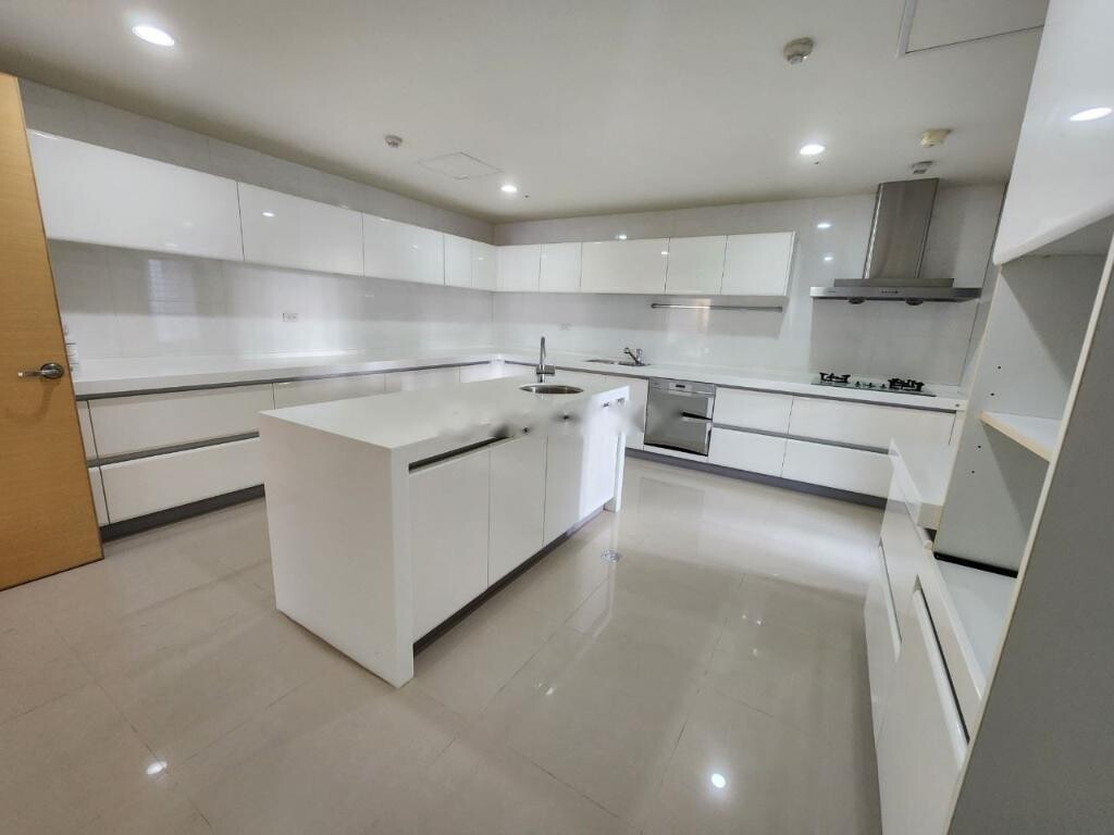 台中市西屯區興富發四季天韻待售房屋