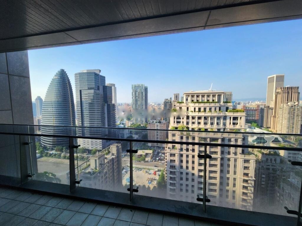 台中市西屯區興富發四季天韻待售房屋