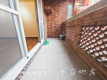 亞熱帶新都待售房屋