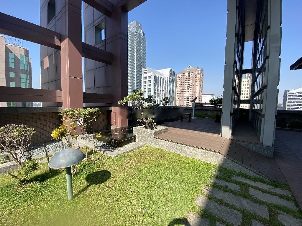 樂屋_高雄市前鎮區棋琴九重奏待售房屋 高雄市前鎮區棋琴九重奏待售房屋
