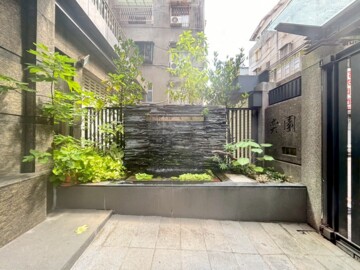 比利時社區待售房屋