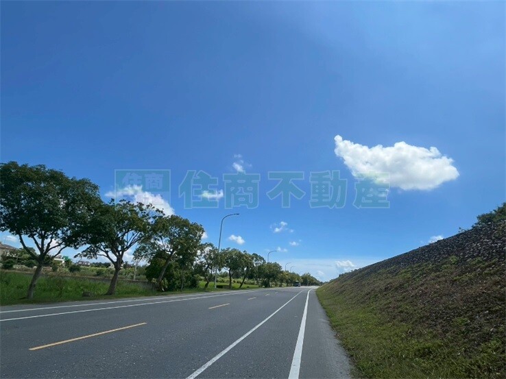 員山新洲子雙面路足坪美農地