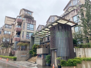 領秀莊園待售房屋