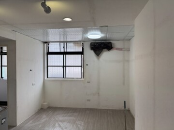 正義路 爬坡91臺階,公寓分隔獨立套房 - Image 1
