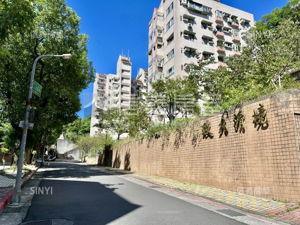 政大質感電梯三房車位