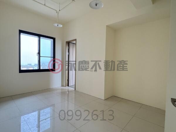 新北市林口區亞昕昕上城待售房屋