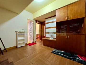 住定龍城待售房屋