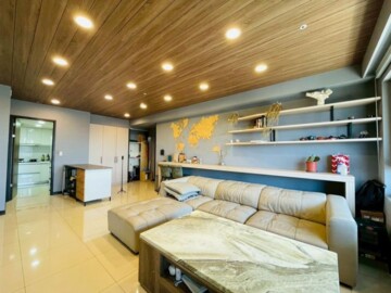 辰廷雷中街透天待售房屋