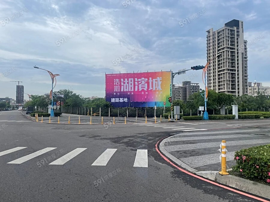 台中市東區浩瀚湖濱城待售房屋