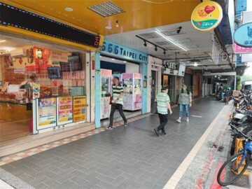 蘇富比逸園待售房屋