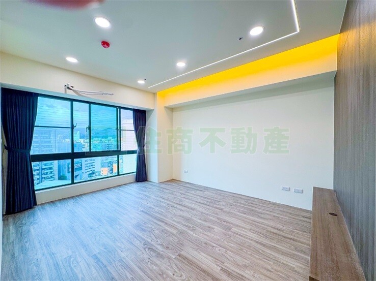 A70士林捷運高樓景觀3室平車