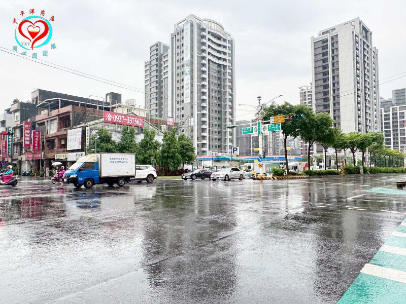 桃園民生路三角窗1-2樓大店面