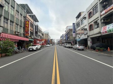 銅鑼鬧區中正路住店 - Image 1