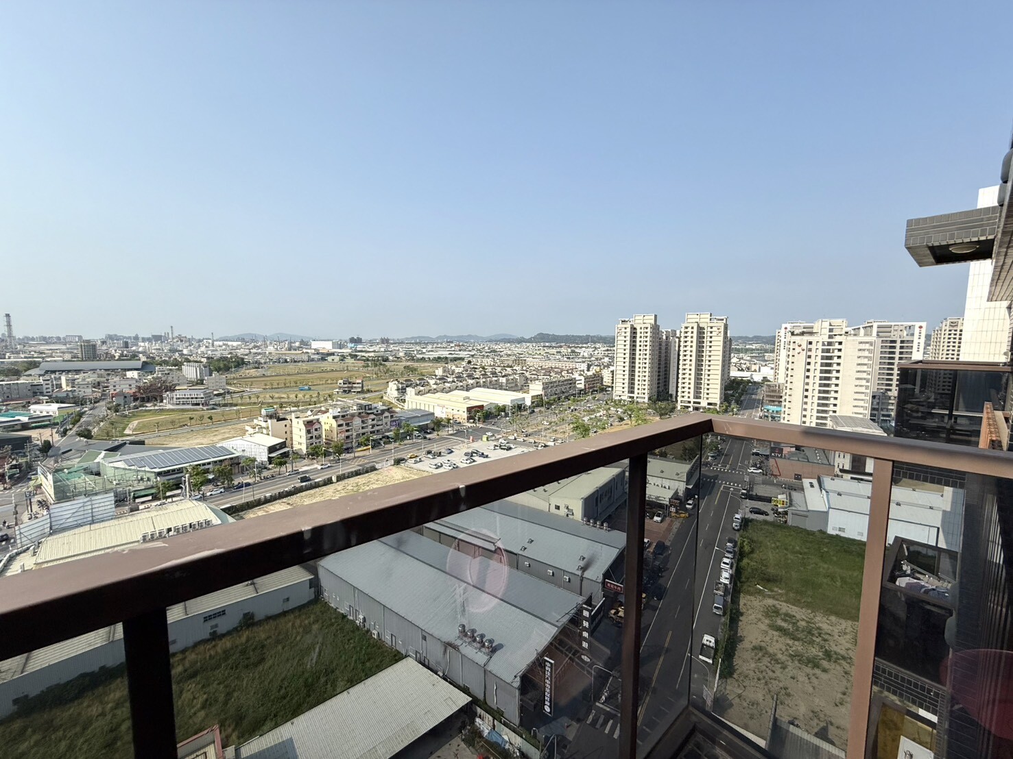 樂屋_高雄市仁武區28行舘2待售房屋 高雄市仁武區28行舘2待售房屋