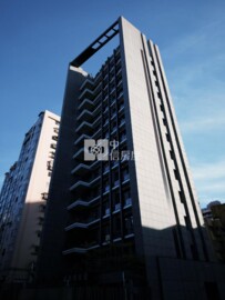 力霸湖濱待售房屋