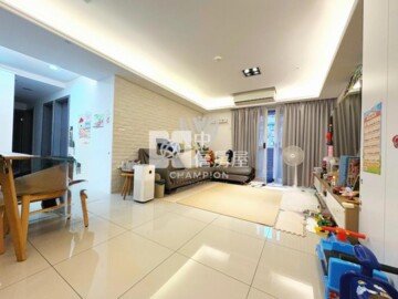 巴賽隆納大廈待售房屋