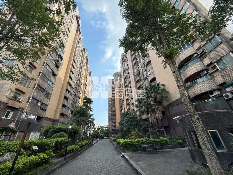 【冠軍】天驕三房+平面車位