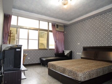 楊咩咩優質套房出租 府前路三樓 - Image 1