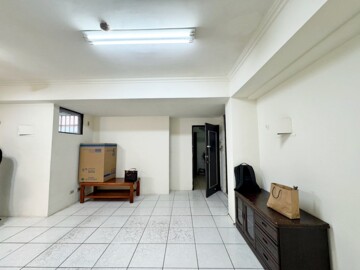 工業區三十八路48號華廈待售房屋
