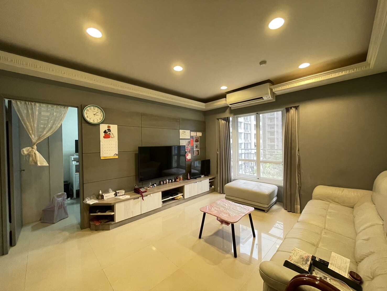 家樂福商圈電梯3房+平車