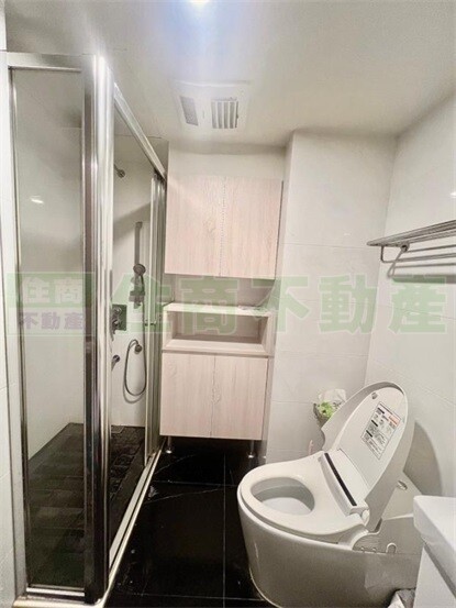 樂屋_台北市萬華區台北晶麒待售房屋 台北市萬華區台北晶麒待售房屋