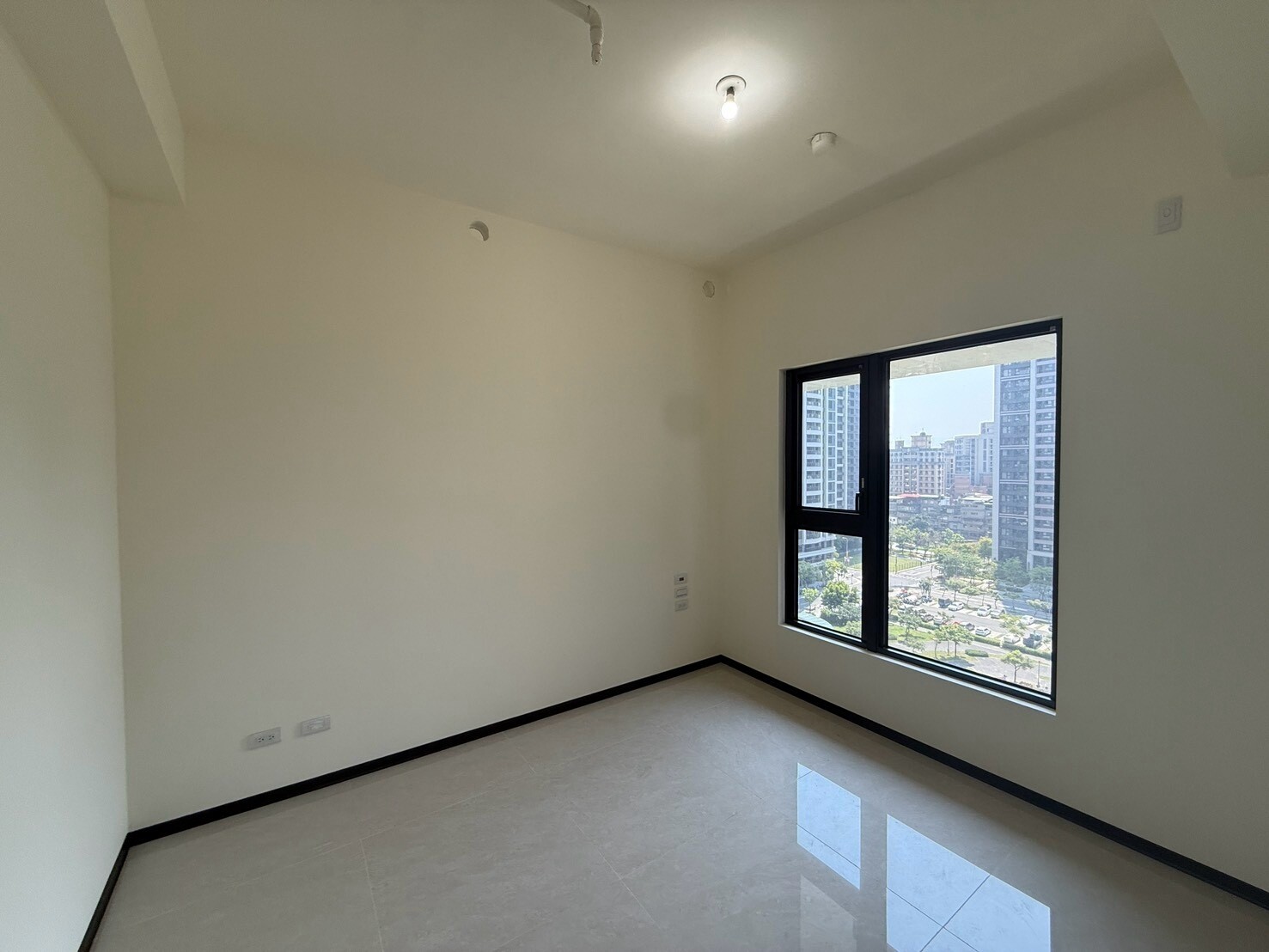樂屋_新北市板橋區榮群擎川待售房屋 新北市板橋區榮群擎川待售房屋