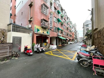 樂屋_民生寶鎮透天區待售房屋 民生寶鎮透天區待售房屋